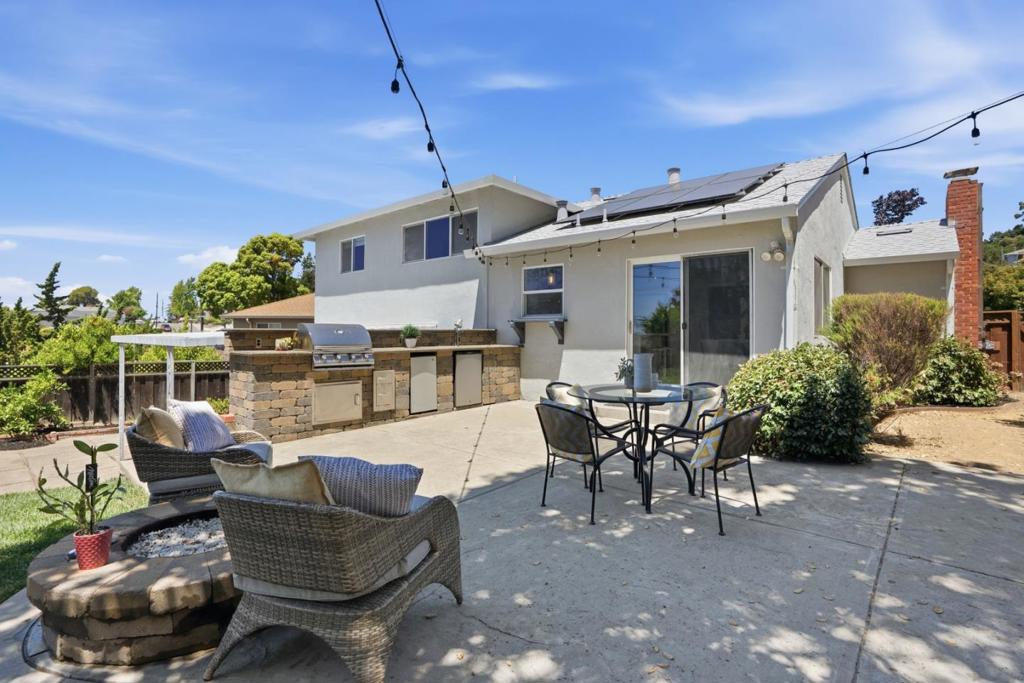19054 Vannoy Court Property Photo 17