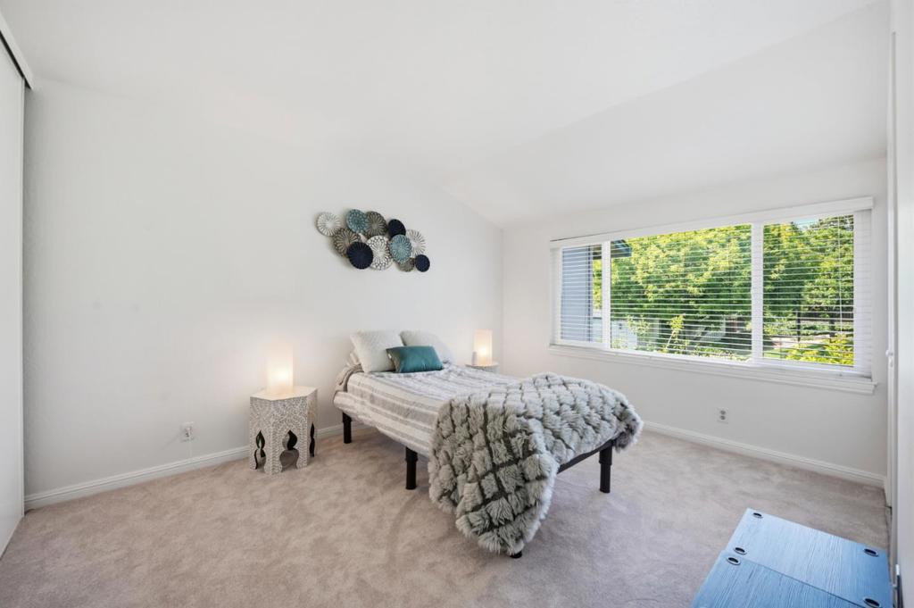 1387 Cherrywood Square Property Photo 10