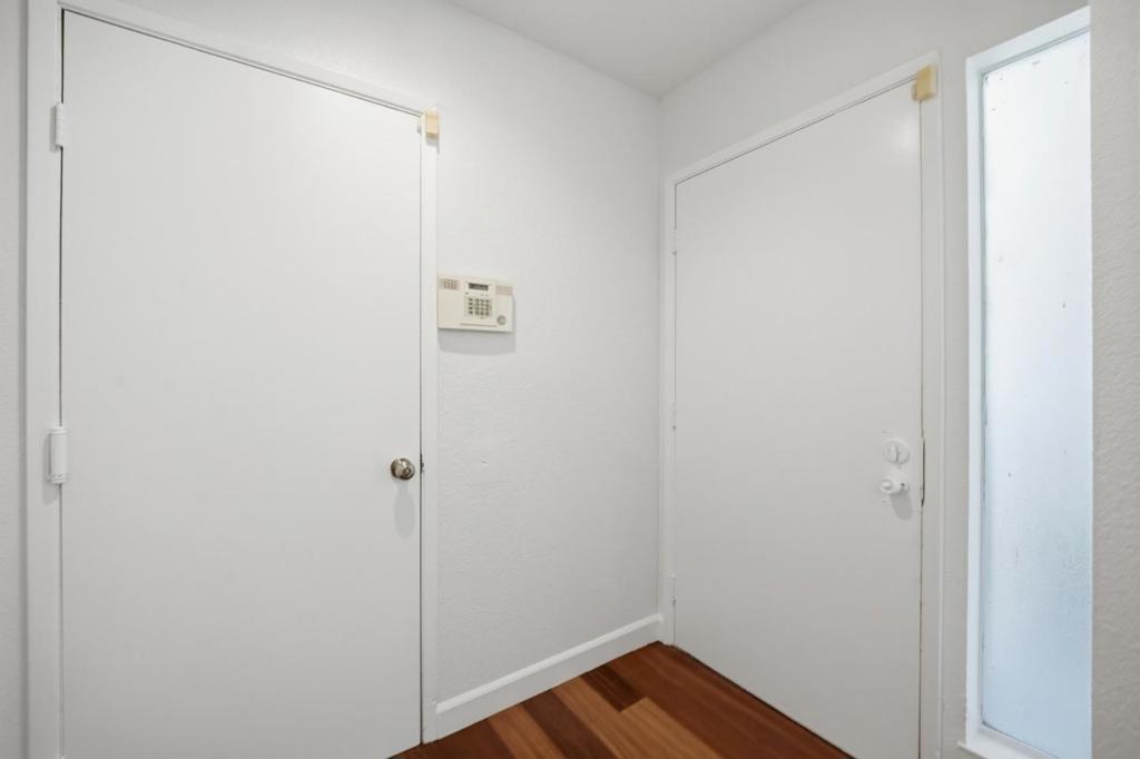1387 Cherrywood Square Property Photo 18