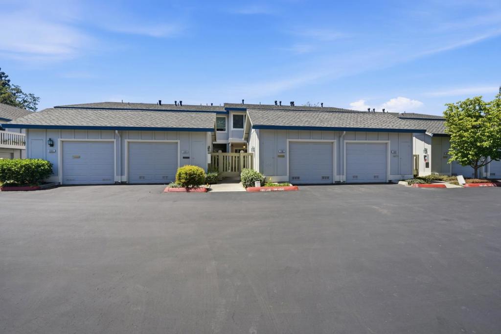 1387 Cherrywood Square Property Photo 22