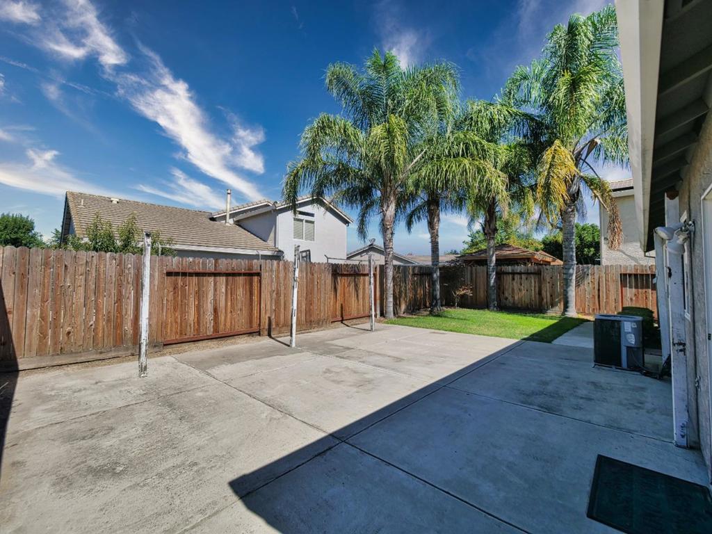 4339 Sardina Court Property Photo 6