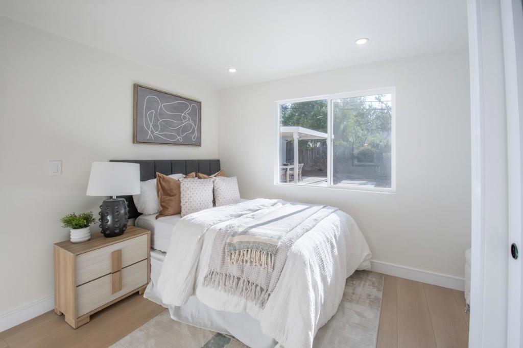 661 Empey Way Property Photo 48