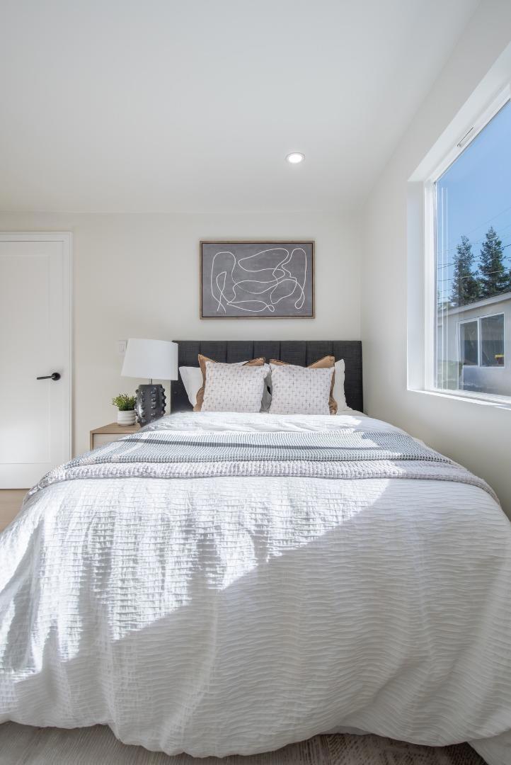 661 Empey Way Property Photo 49