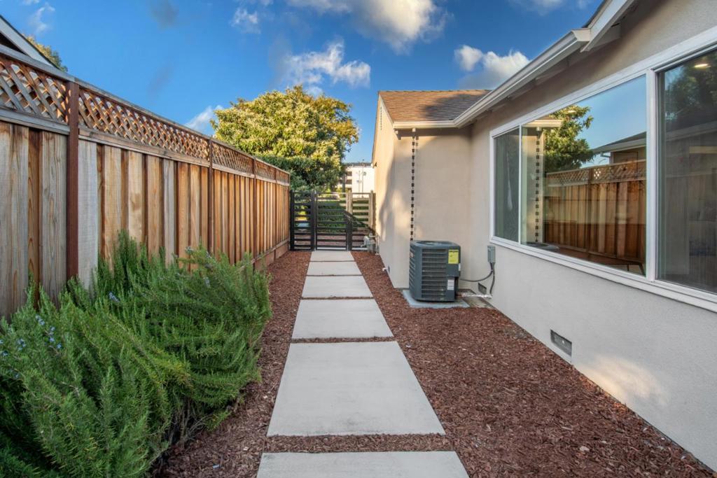 661 Empey Way Property Photo 66