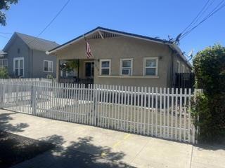 916 Sally Street Property Photo 1