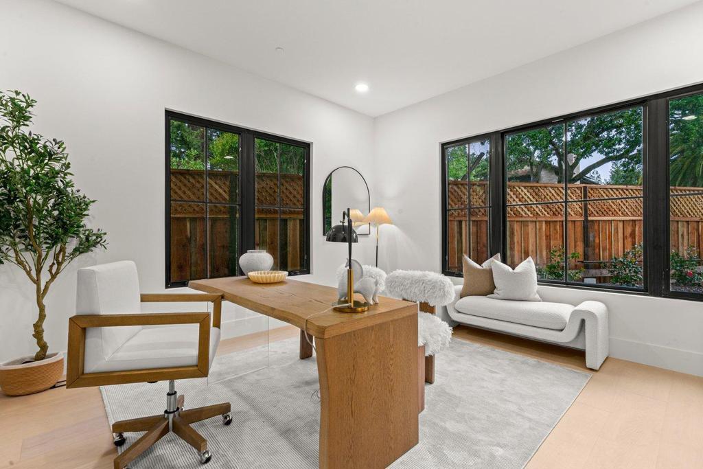 15 San Juan Avenue Property Photo 6