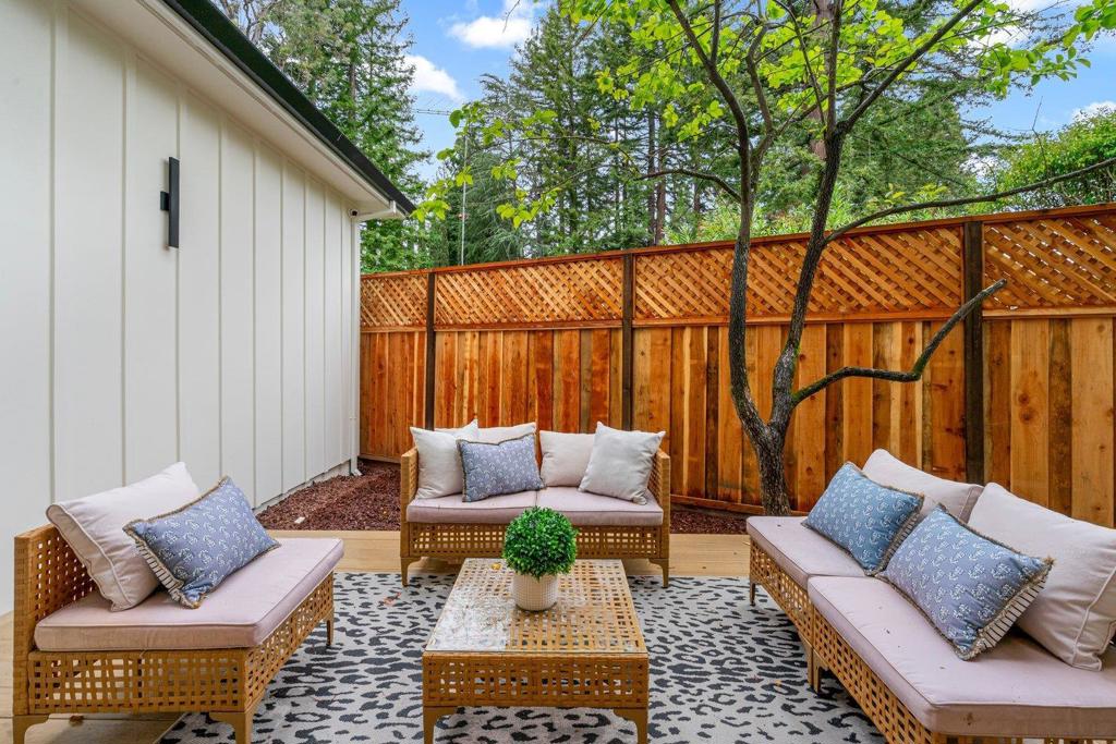 15 San Juan Avenue Property Photo 42