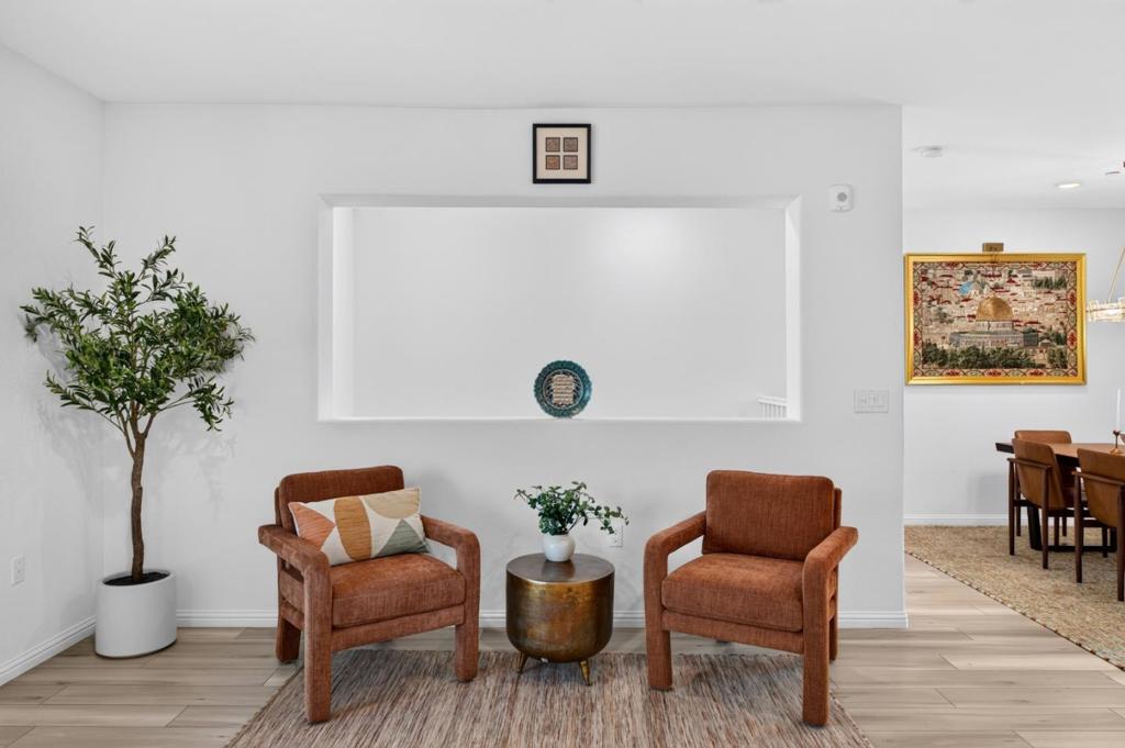 6810 Chroma Court Property Photo 3
