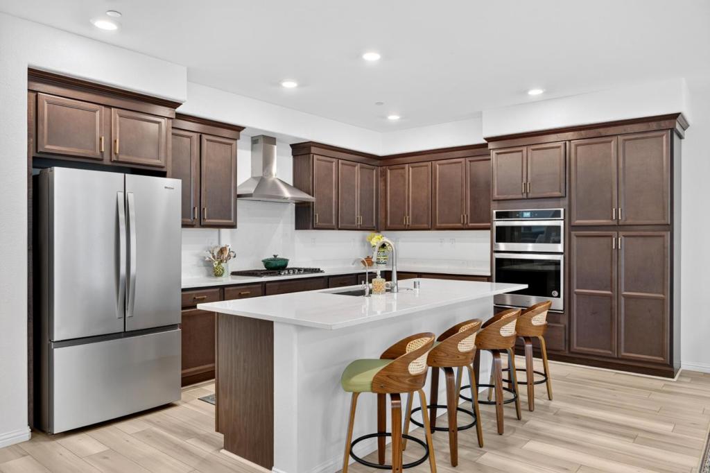 6810 Chroma Court Property Photo 10