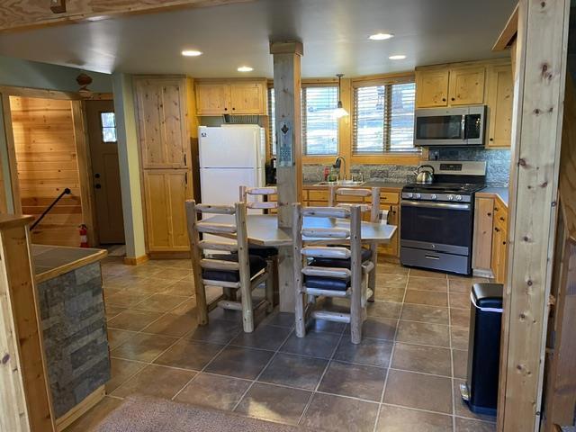 2320 Mustang Road Property Photo 7