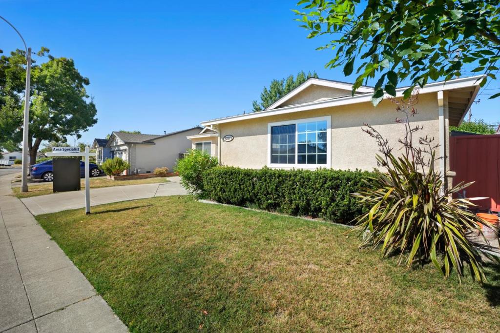 42873 Everglades Park Drive Property Photo 3