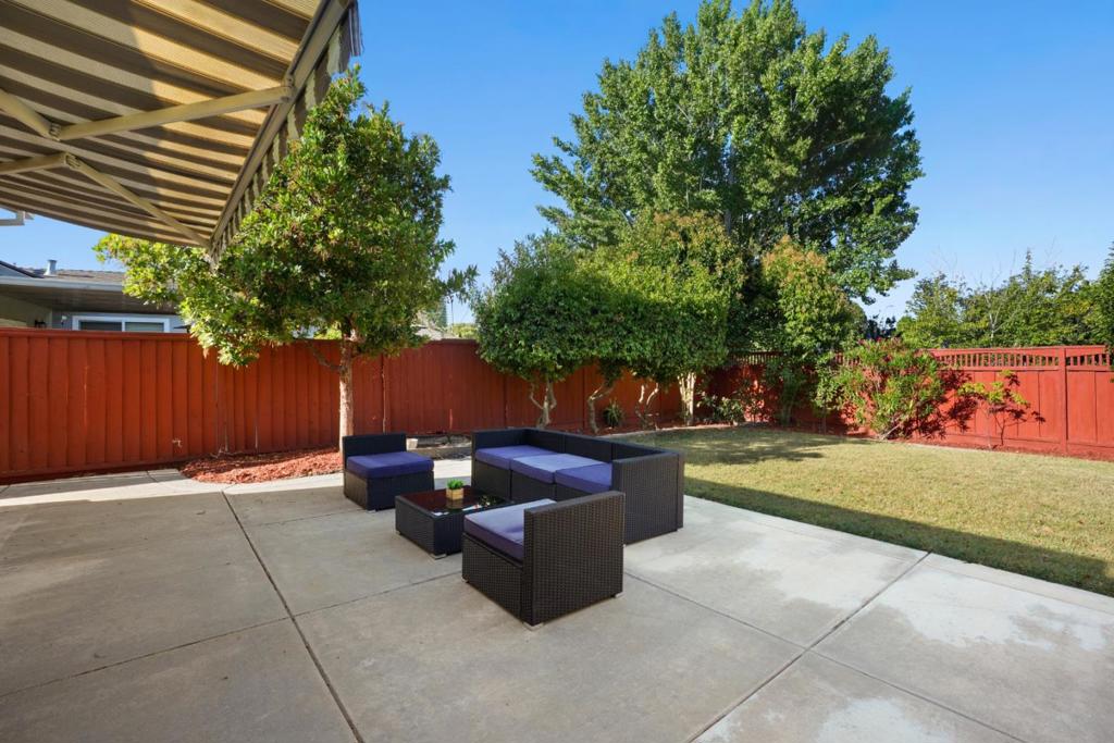 42873 Everglades Park Drive Property Photo 6