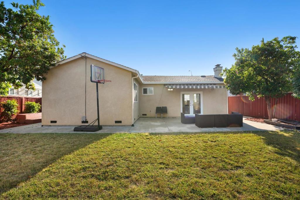 42873 Everglades Park Drive Property Photo 8