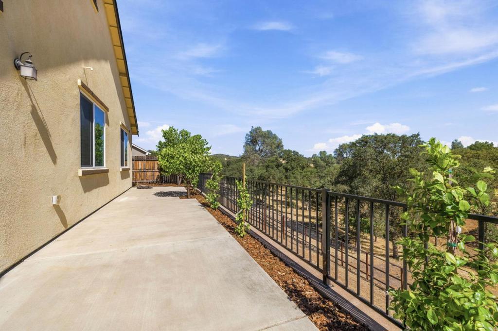 216 Raccoon Hollow Loop Property Photo 29