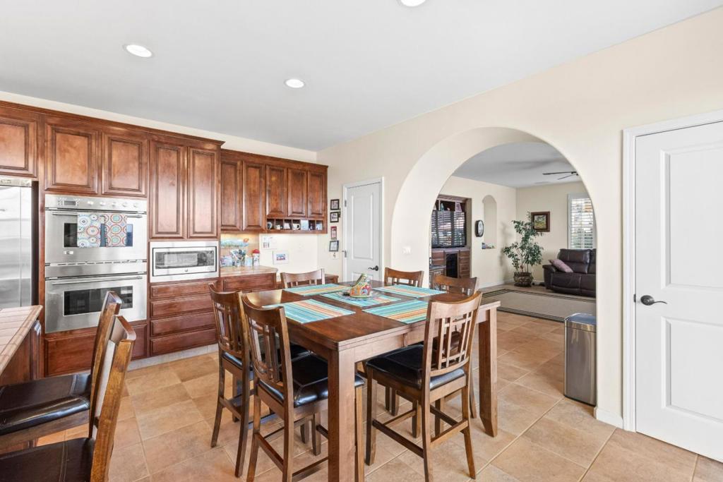 6560 Eagle Ridge Court Property Photo 28