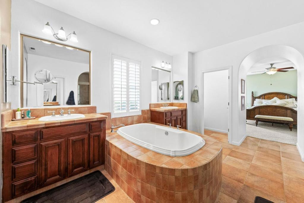 6560 Eagle Ridge Court Property Photo 41