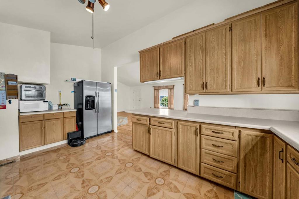1696 Vallejo Street Property Photo 13
