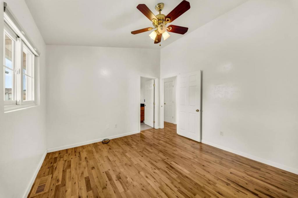 1696 Vallejo Street Property Photo 16