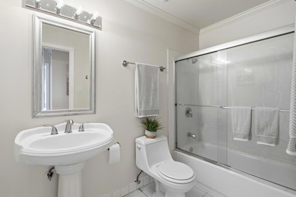 3598 Payne Avenue 9 Property Photo 29