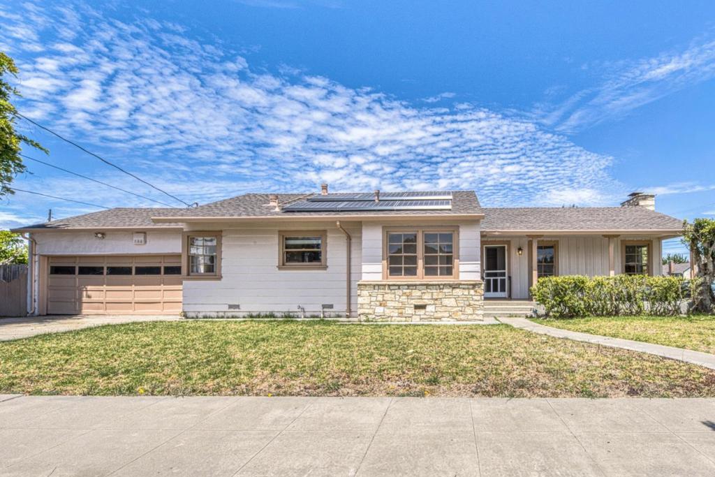 51 Nacional Street Property Photo 2