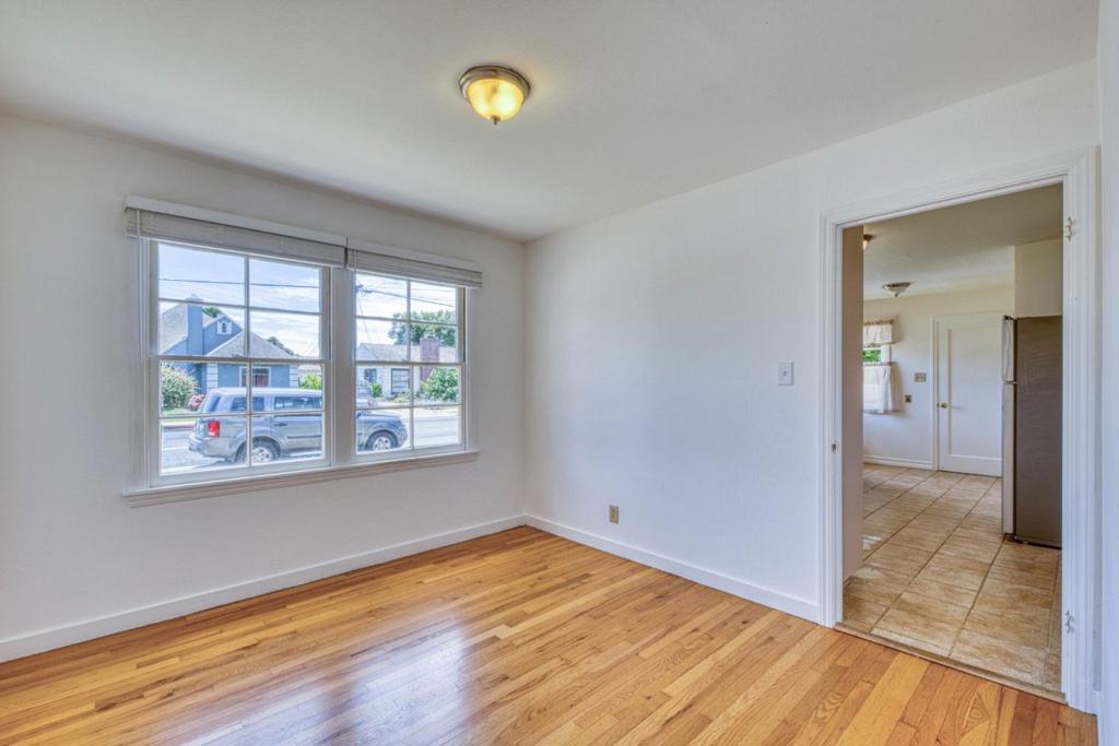 51 Nacional Street Property Photo 7
