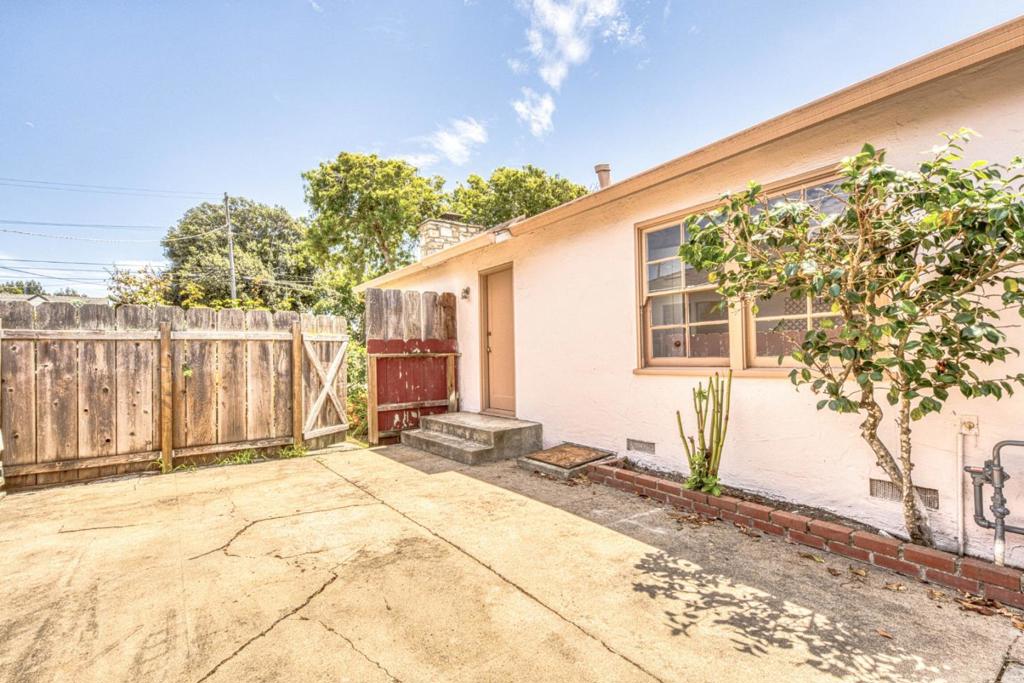 51 Nacional Street Property Photo 21