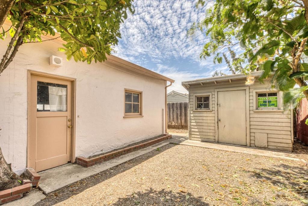 51 Nacional Street Property Photo 23