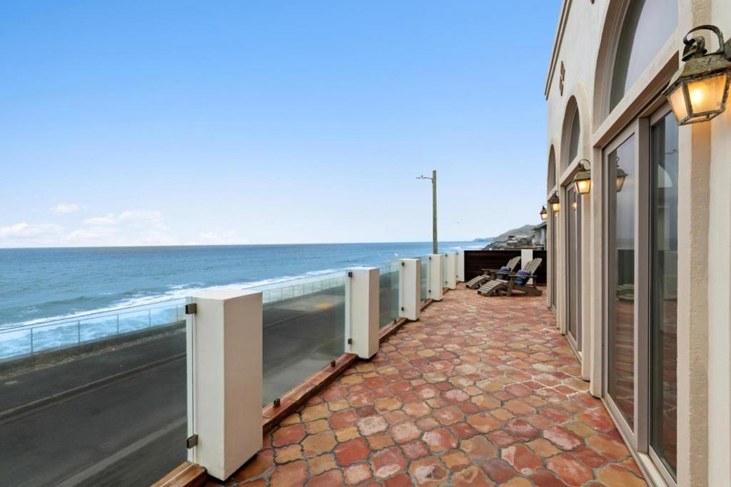 1669 Beach Boulevard Property Photo 20