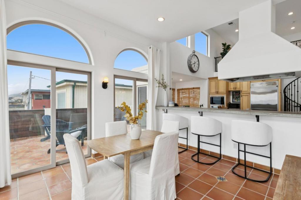 1669 Beach Boulevard Property Photo 31