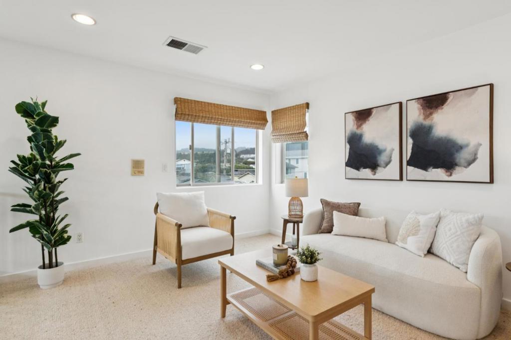 1669 Beach Boulevard Property Photo 36