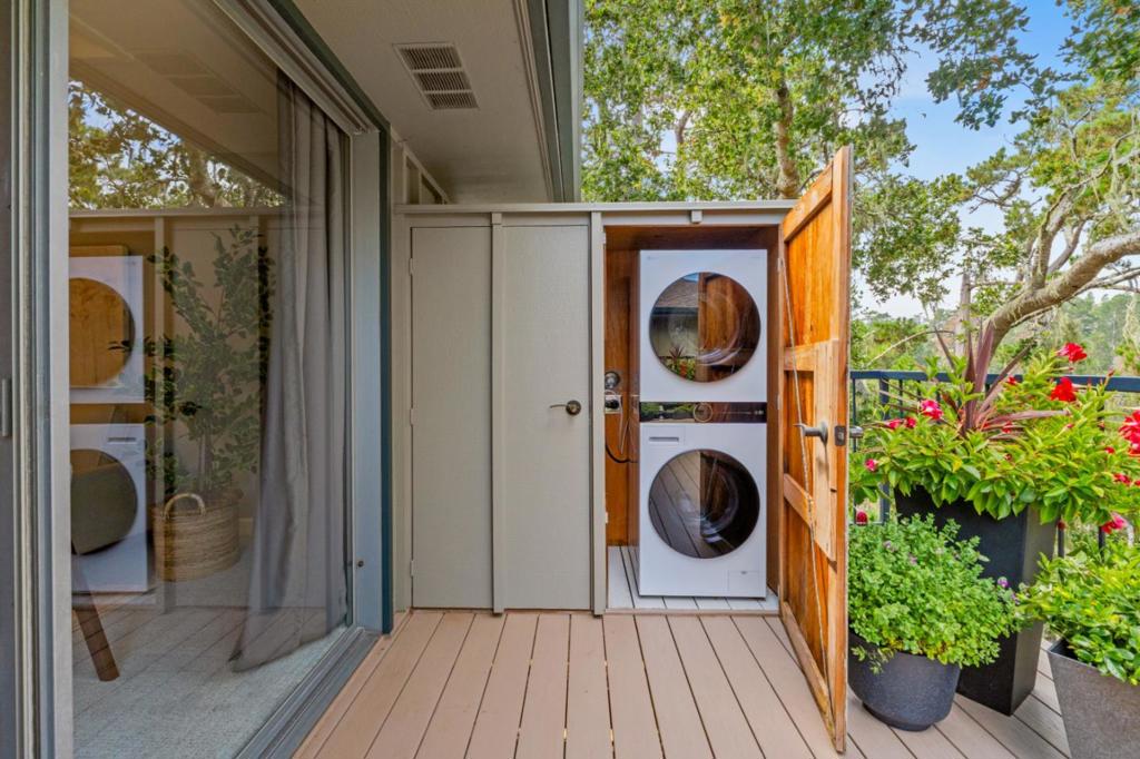 20 Del Mesa Carmel Property Photo 8