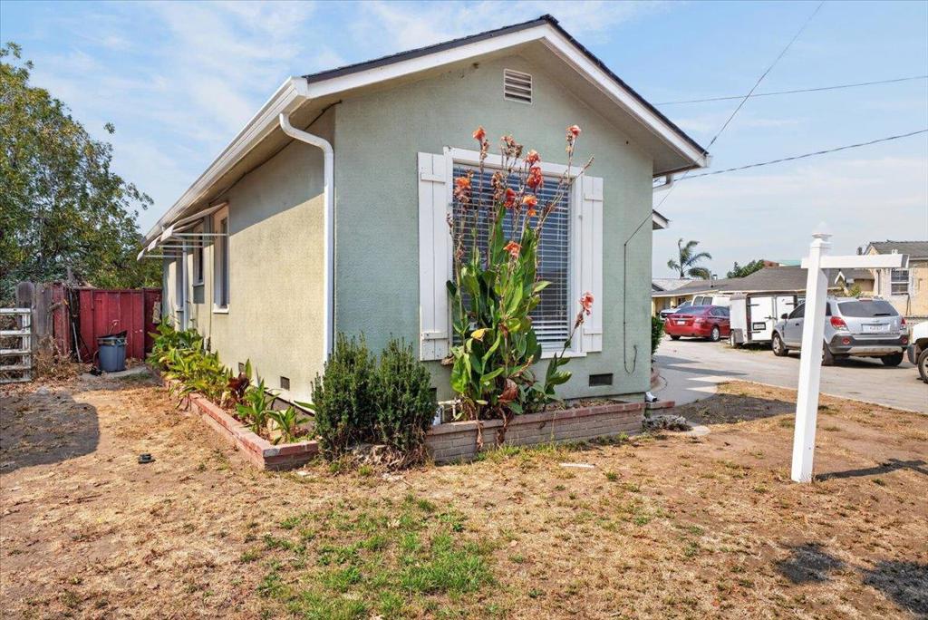783 Josephine Street Property Photo 2
