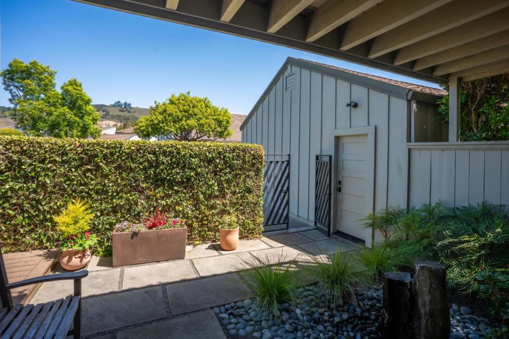 28061 Heron Court Property Photo 26