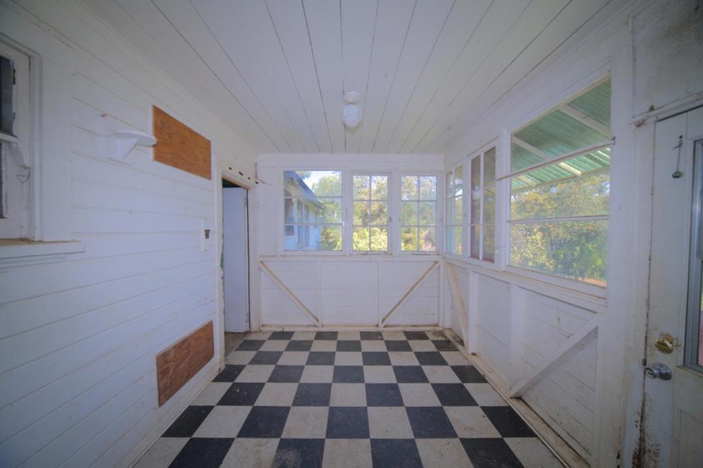1301 Sixth Street Property Photo 3