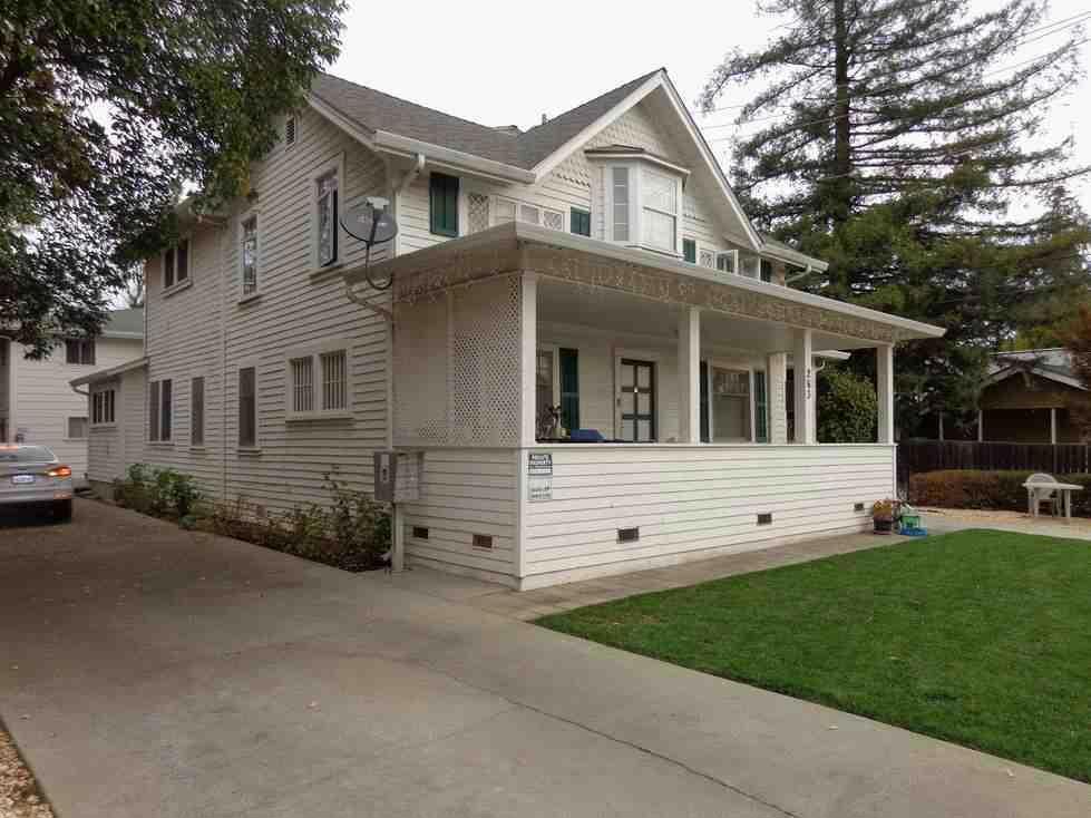 263 Fifth Street Property Photo 2