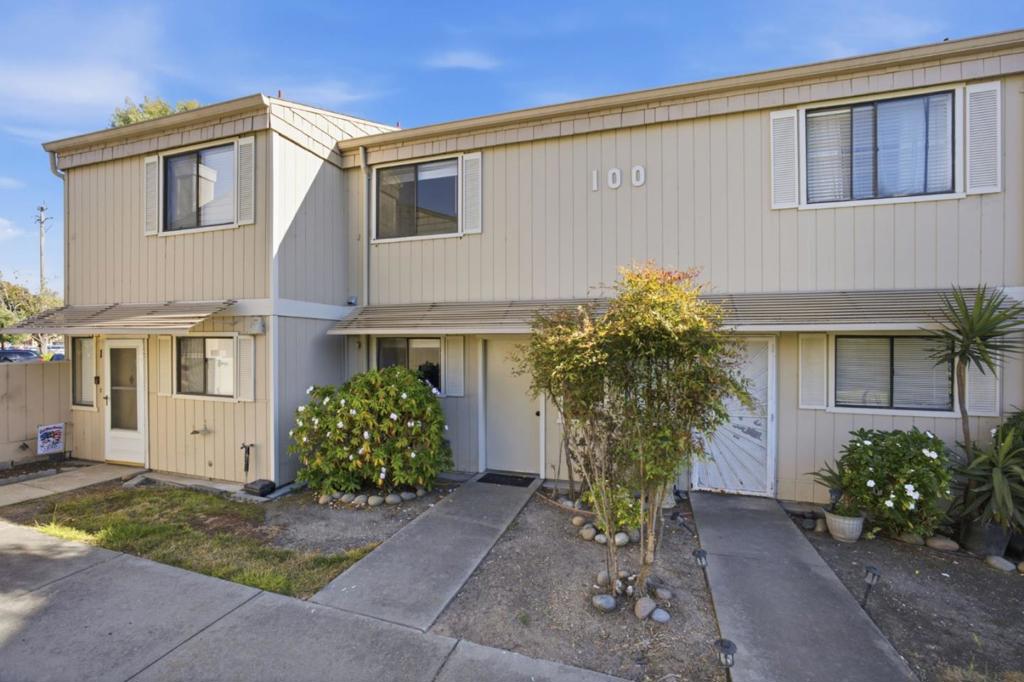 100 W Rossi Street 2 Property Photo 3