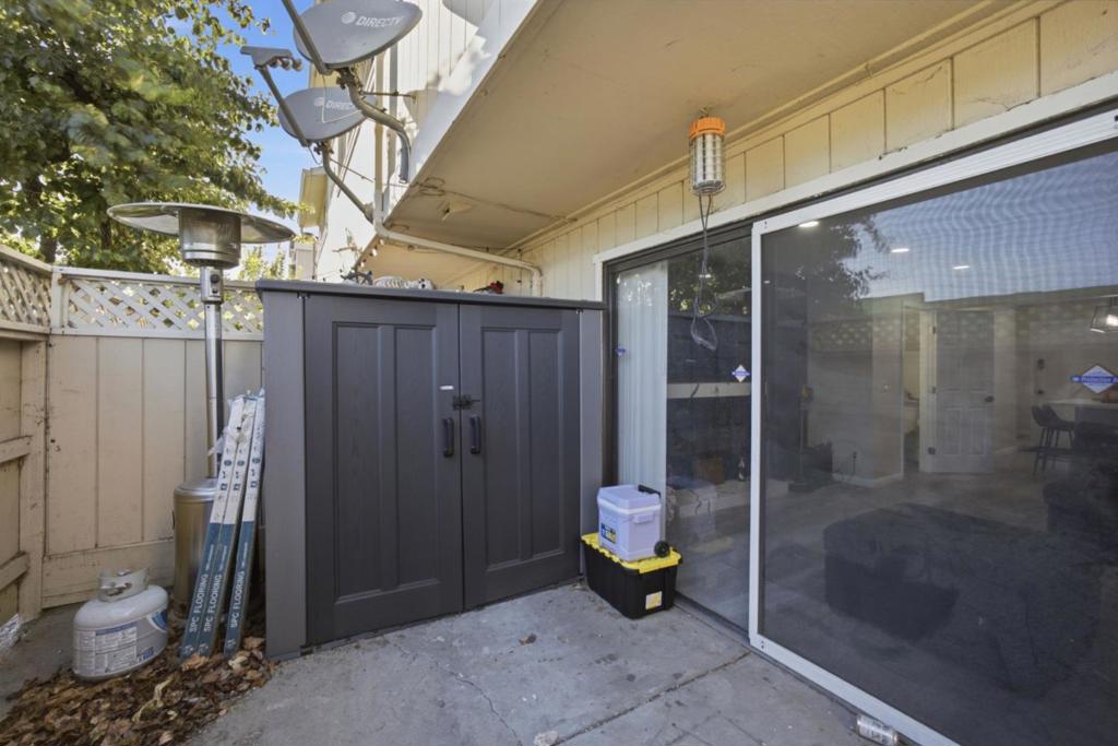 100 W Rossi Street 2 Property Photo 14