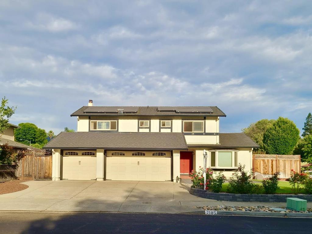 7185 Orchard Drive Property Photo 1