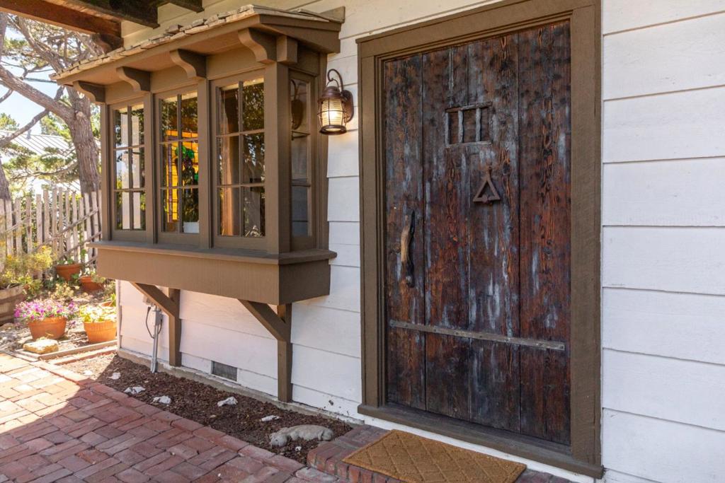 1122 Harrison Street Property Photo 4