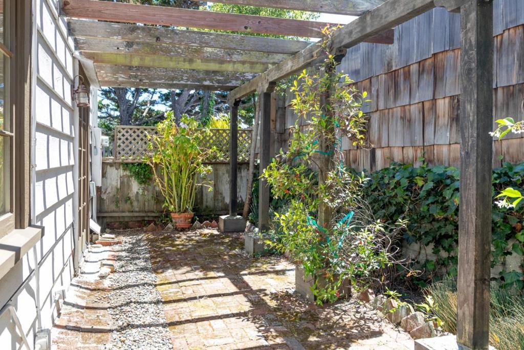 1122 Harrison Street Property Photo 60
