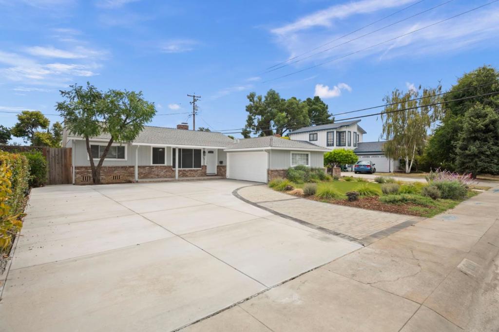 620 Ardis Avenue Property Photo 3