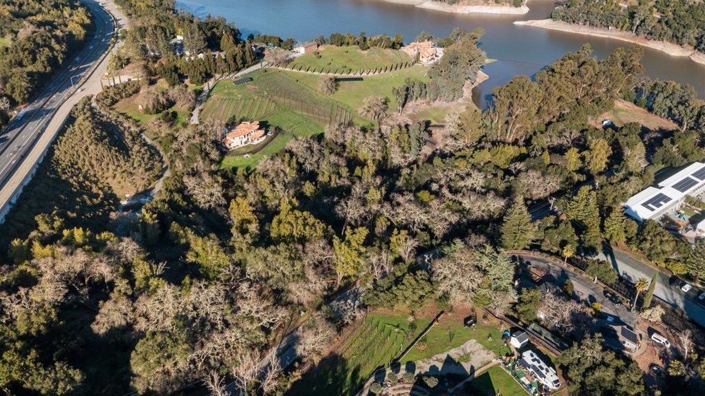 1 Old Santa Cruz Highway Property Photo 5