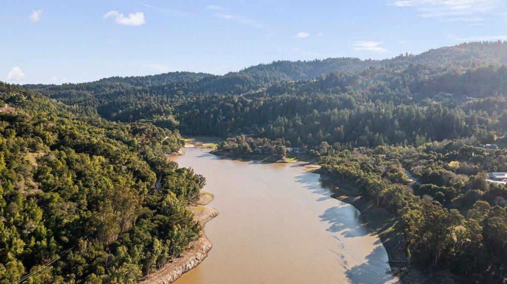 1 Old Santa Cruz Highway Property Photo 6