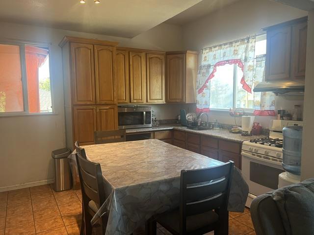 639 Jackson Street Property Photo 3