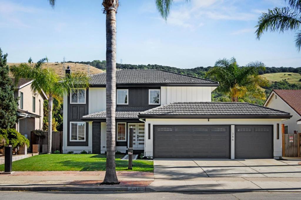 386 Curie Drive Property Photo 3