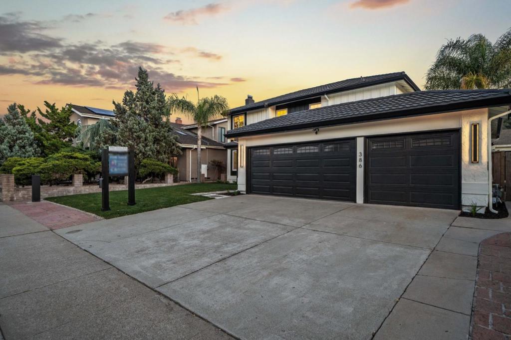 386 Curie Drive Property Photo 4