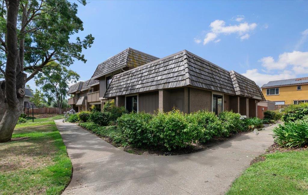 4740 Clear River Court Property Photo 1