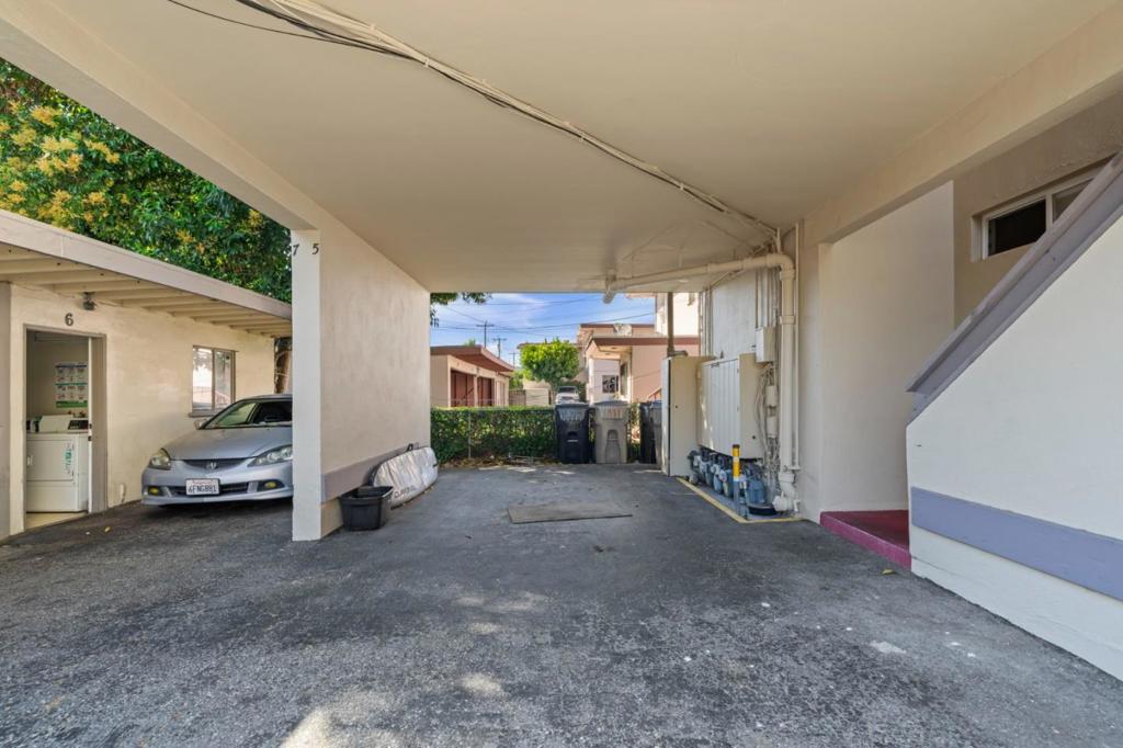 1451 N 1st Street Property Photo 6