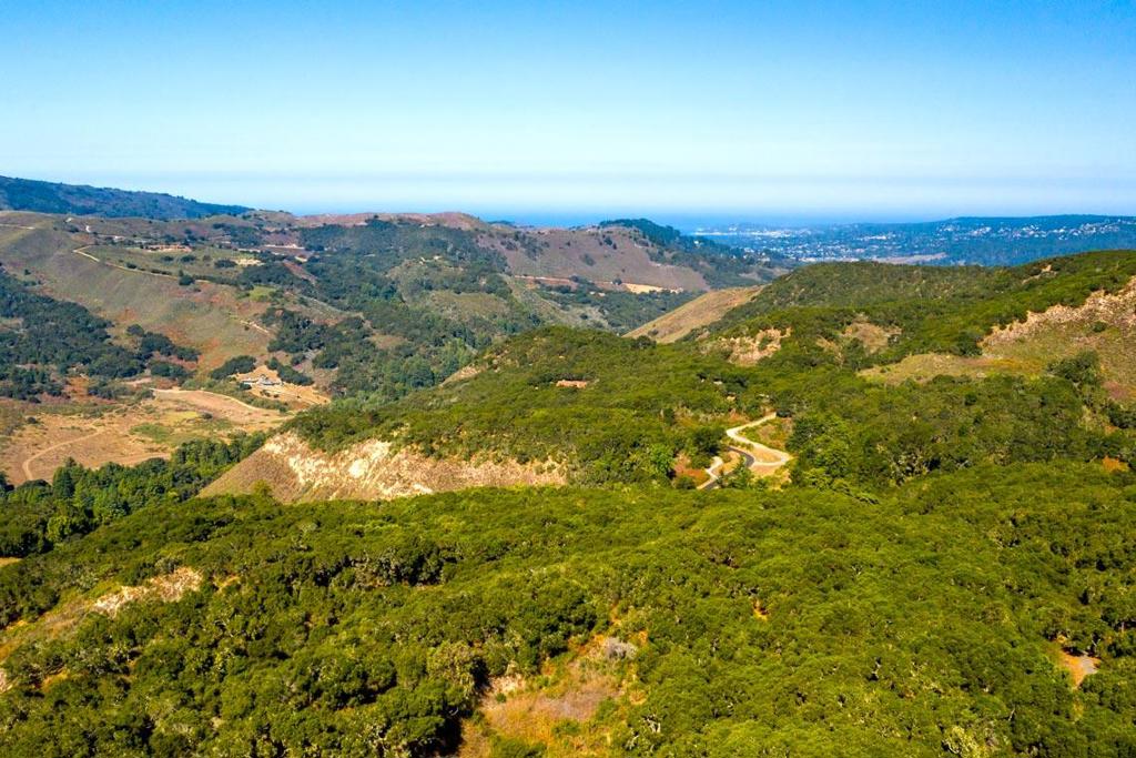 2 Corral Run Property Photo 1