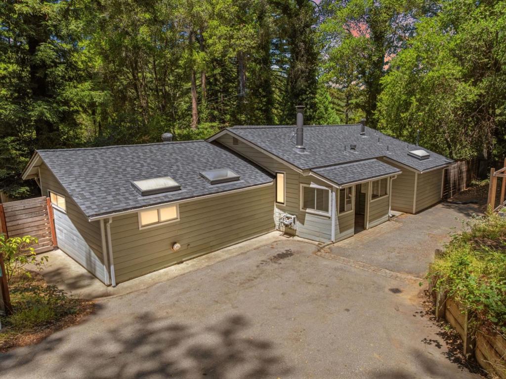 12489 Coleman Avenue Property Photo 1